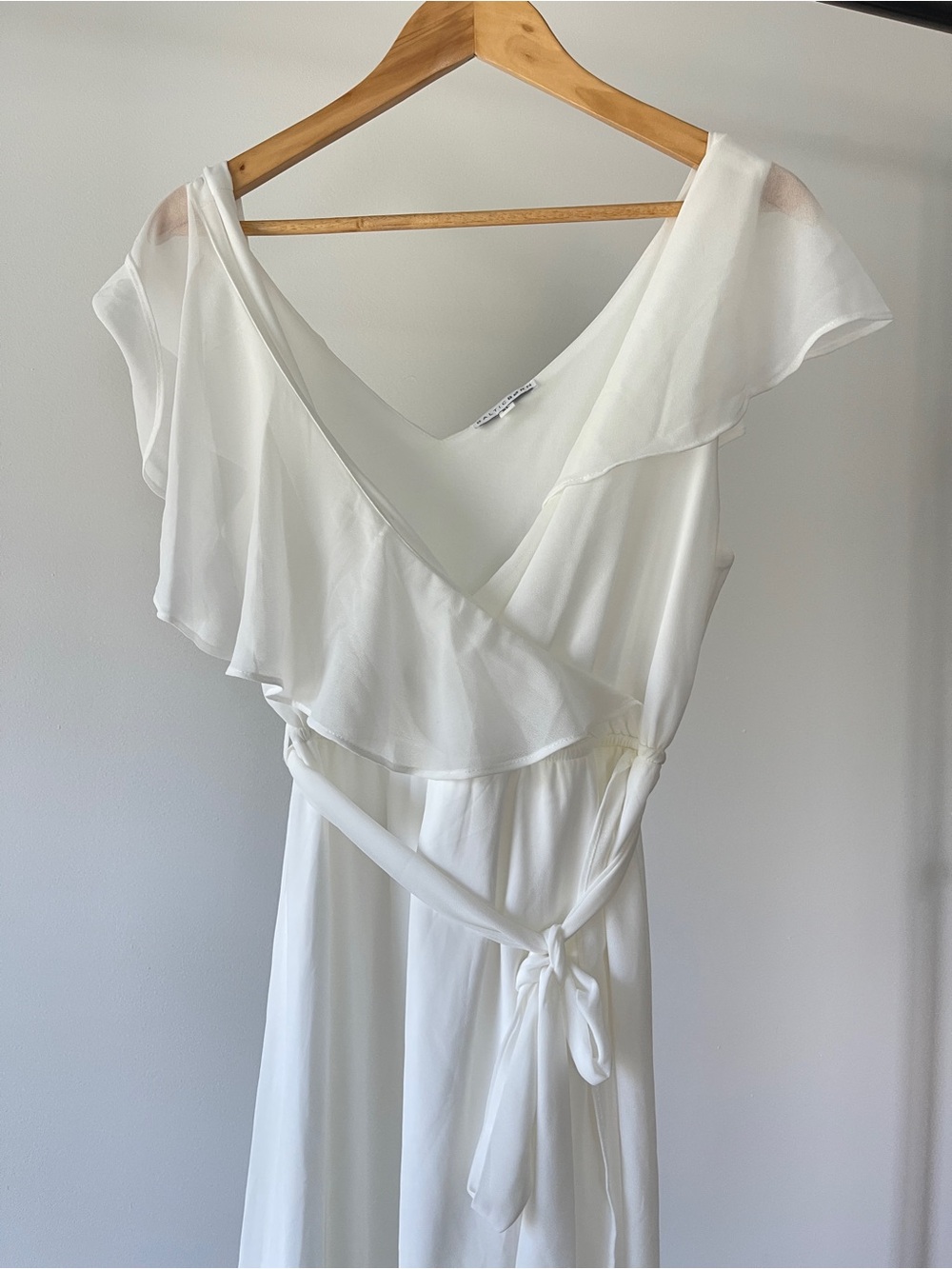 Baltic Born White Ruffled V‑Neck Maxi Dress Size XL - Picture 2 of 7